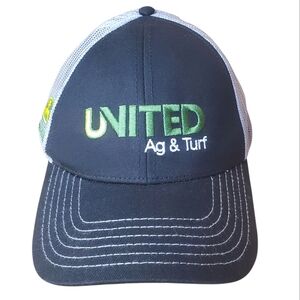 John Deere Black and Green Mesh Snap Back Baseball Cap. O/S